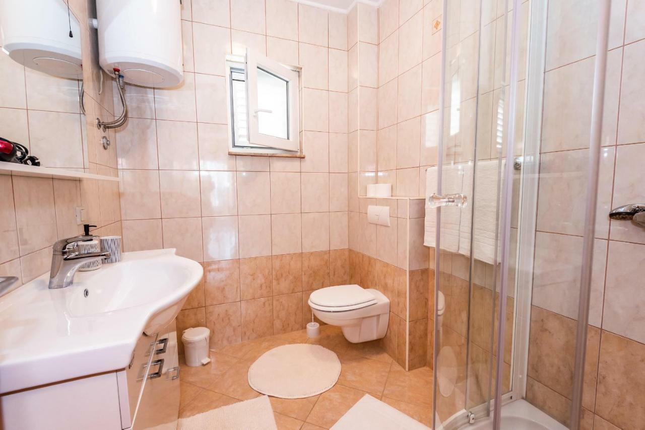 Apartmani Marina Klek Buitenkant foto
