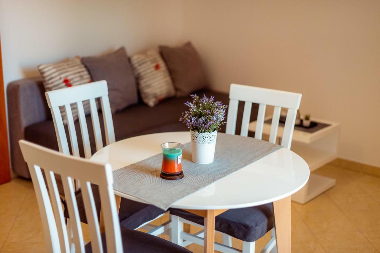 Apartmani Marina Klek Buitenkant foto