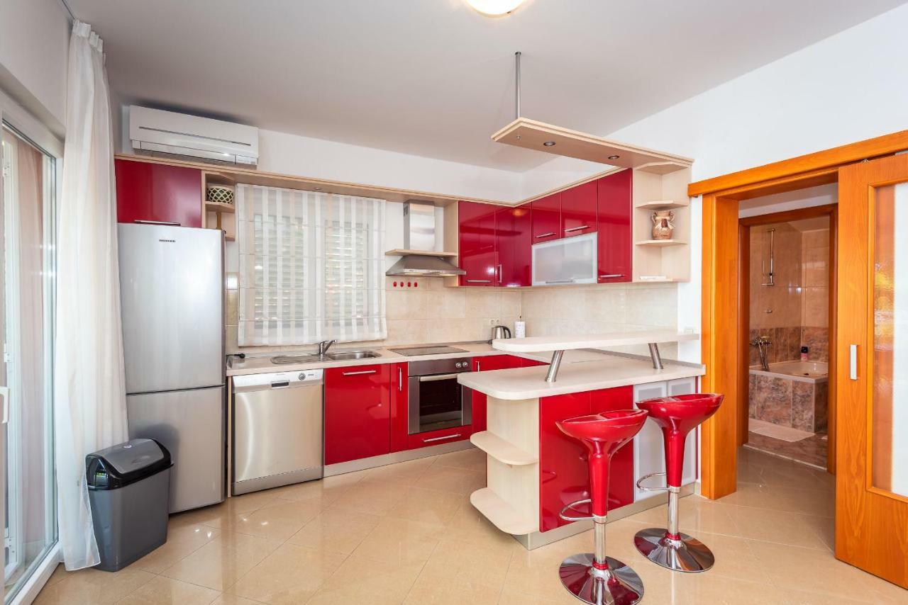 Apartmani Marina Klek Buitenkant foto