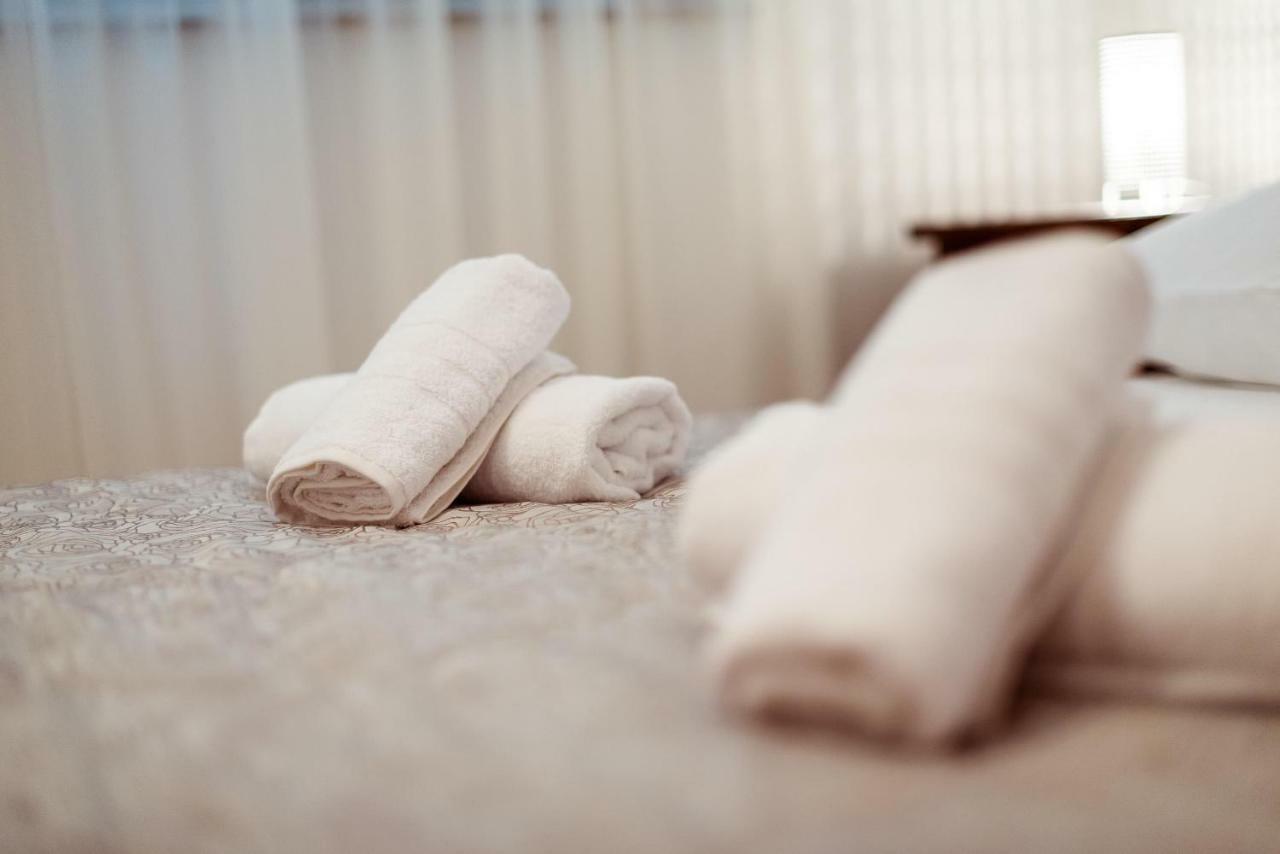 Apartmani Marina Klek Buitenkant foto