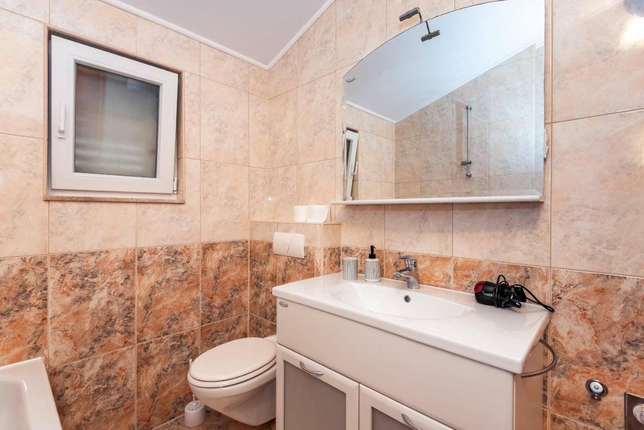 Apartmani Marina Klek Buitenkant foto